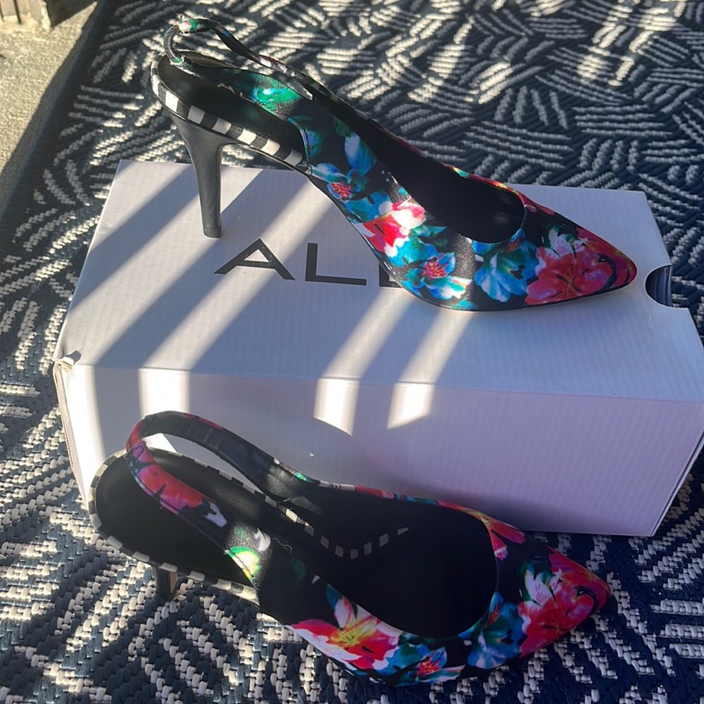 Aldo floral sling back heels, New